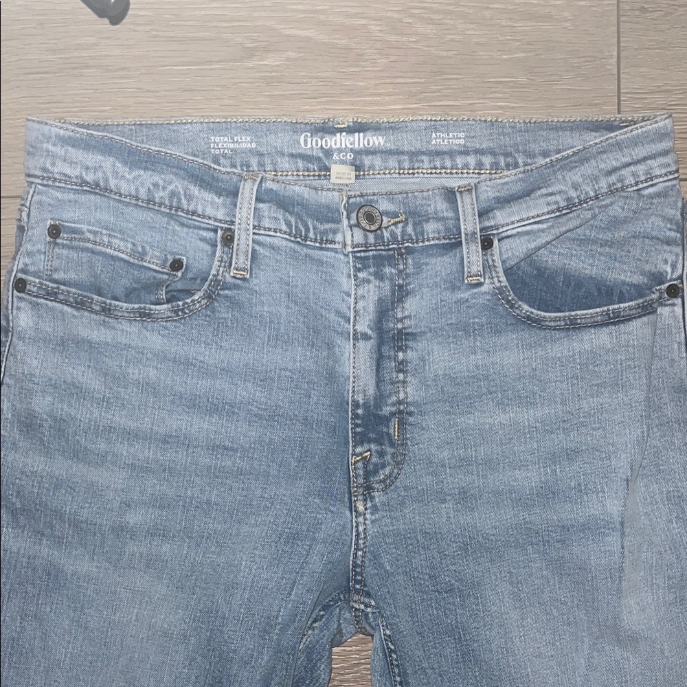 Goodfellow & Co Men's Light Blue Slim Straight Jeans